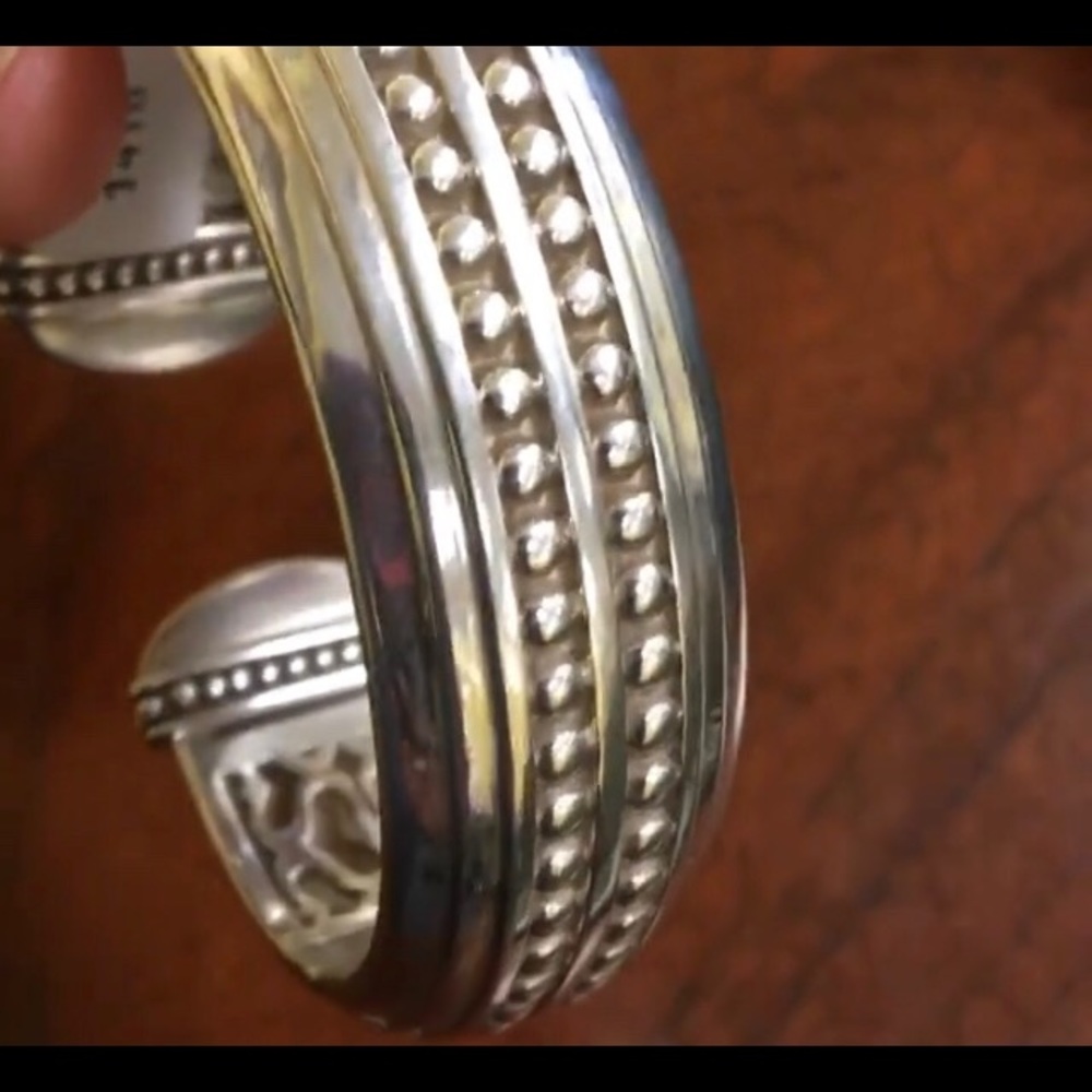 SLANE & SLANE STERLING SILVER CUFF BRACELET ( SMALL SIZE ) - Picture 8 of 17